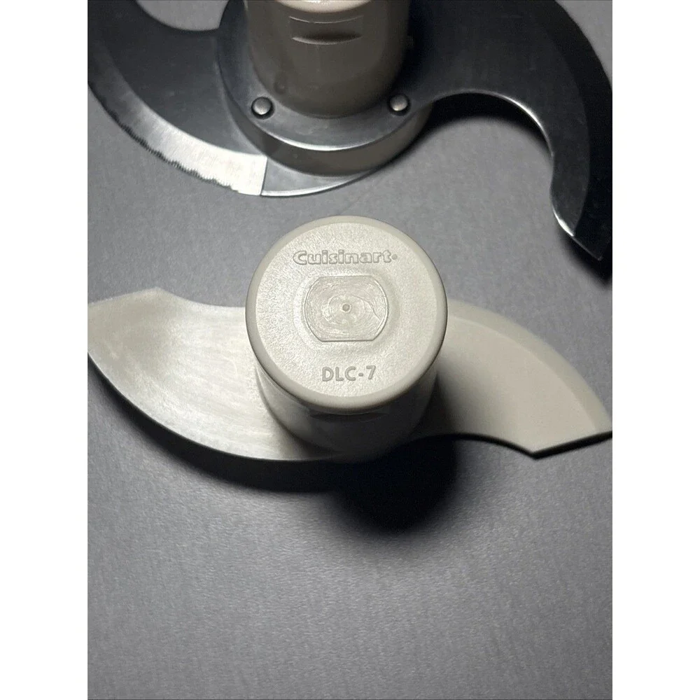 Cuisinart DLC-7 Food Processor Series Blades, Discs, Whisk Set, Spatula, Recipes
